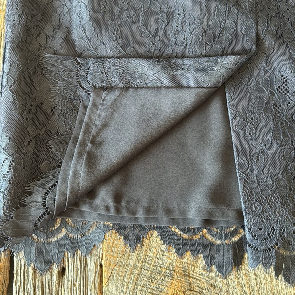 J. Crew Chantilly Lace Pencil Skirt Navy Blue Size 8 - Picture 11 of 12